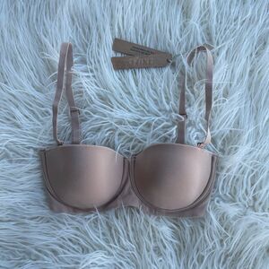 Skims Fits Everybody Strapless Bra Clay Size 30C